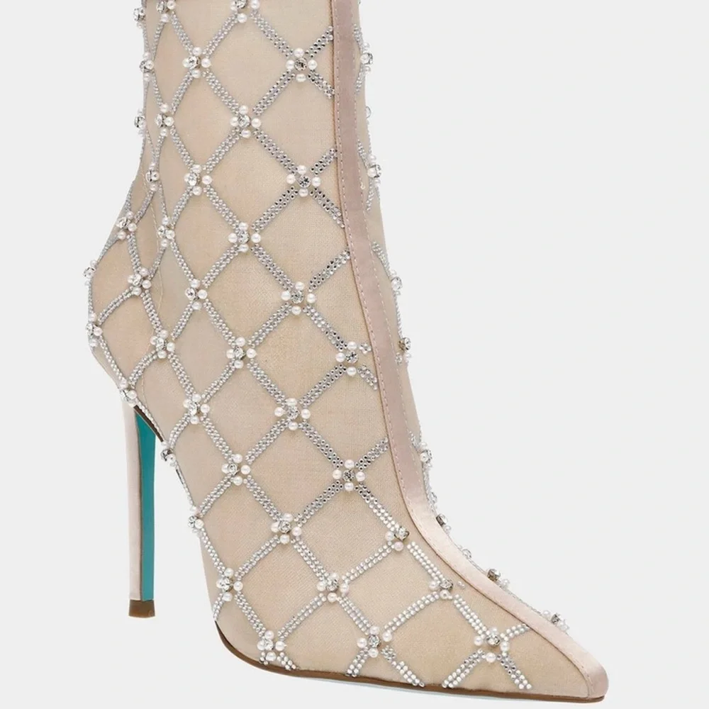 NEW Betsey Johnson Larkk Nude 4” Heel Ankle Booties Crystal Holiday Party Sz 10 - Picture 2 of 11